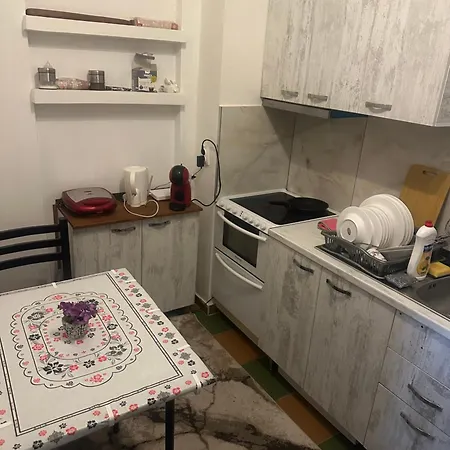 Kristian Appartement Golem (Tirana)